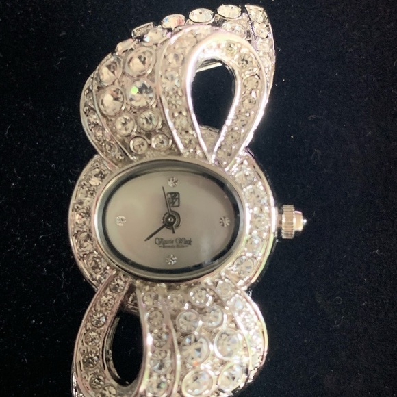 ? Victoria Wieck Pave Rhinestone Watch Set Leather Bands